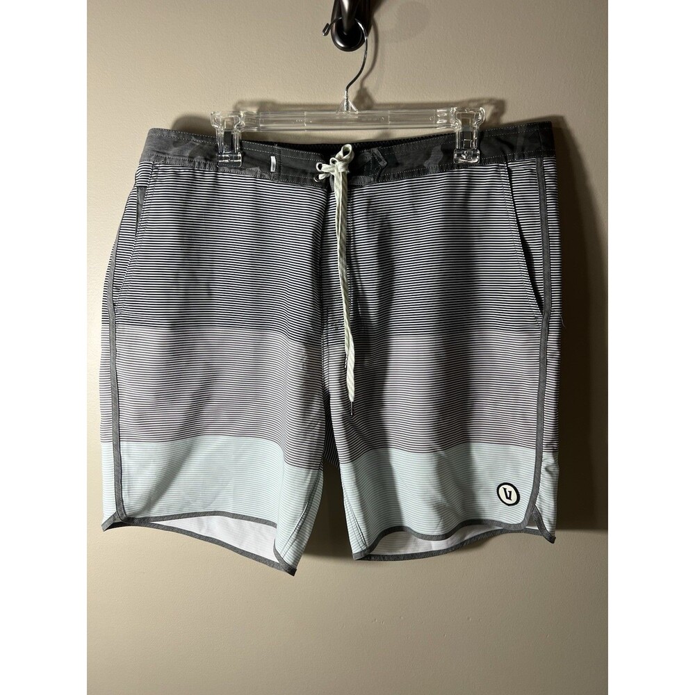 Vuori Mens Cruise Boardshorts 7.5" Size 36 Swim Hybrid Stripe Black Summer